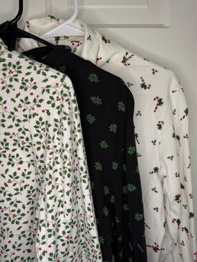Vintage Holiday Turtleneck Bundle | Holly + Candy Cane Prints | XL/L